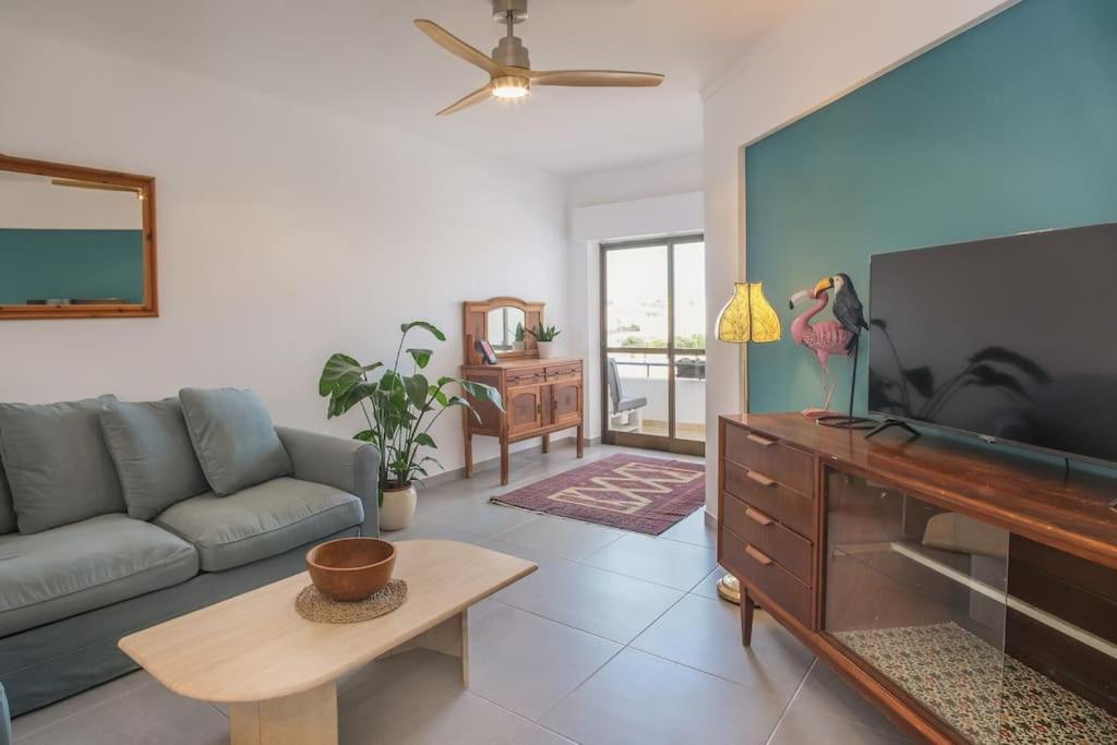 Location, Space, Peaceful & Stylish! * Lagos
