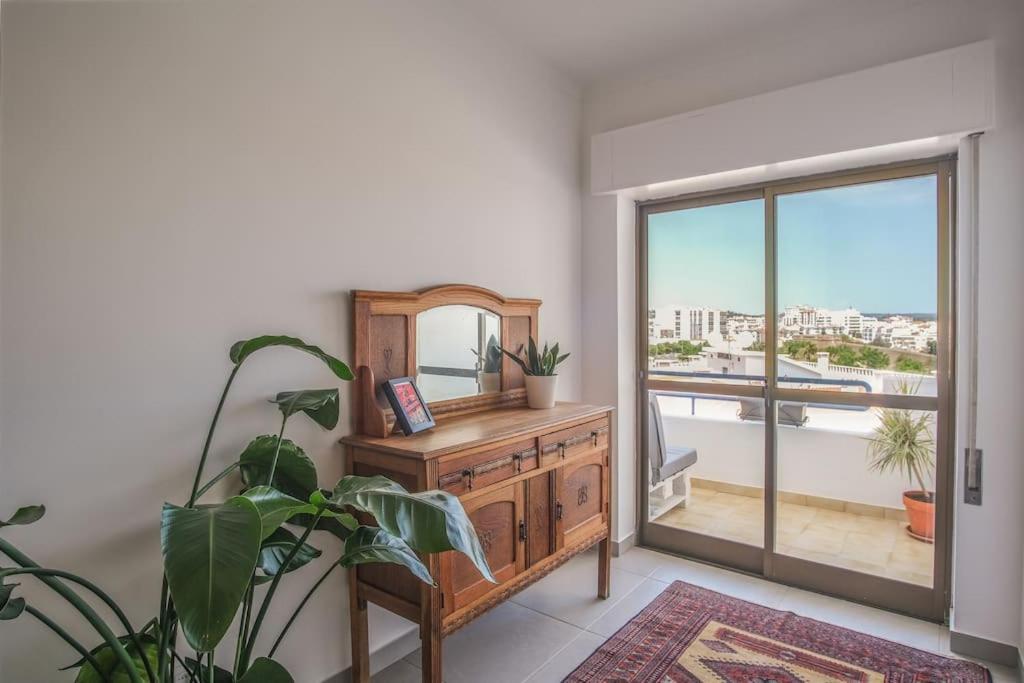 Location, Space, Peaceful & Stylish! *